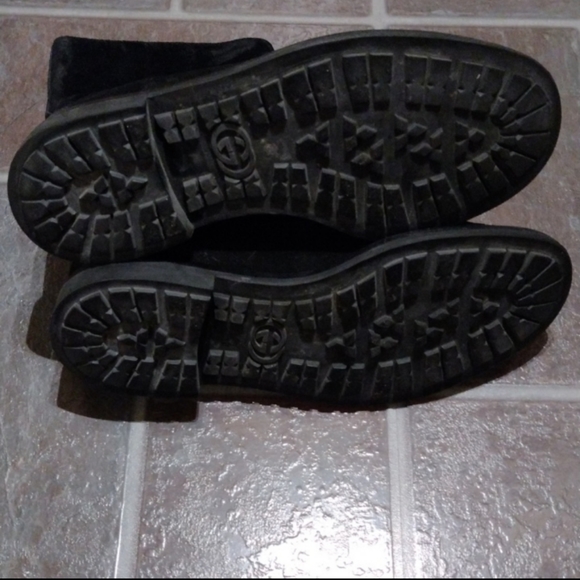 Gucci Men's Black Suede boots size 7.5 - Picture 6 of 8
